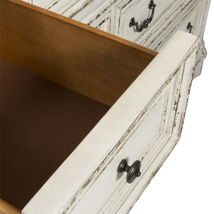 Magnolia Manor Collection 4 pc Bedroom Set